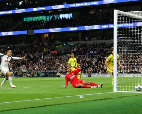 Luiz Júnior's Crucial Blunder Hands Spurs Champions League Win